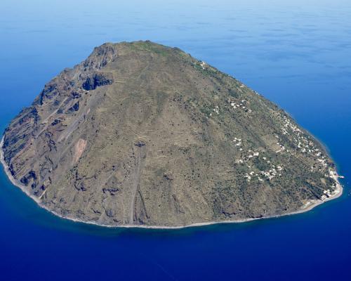 Alicudi Image3